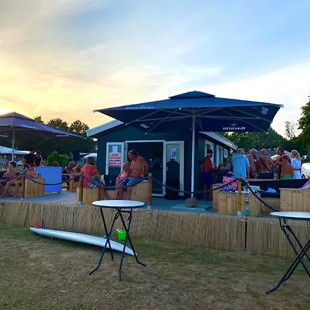 Glamping Tent In Netherlands With Terrace, Cleaning Included Роскошный шатер